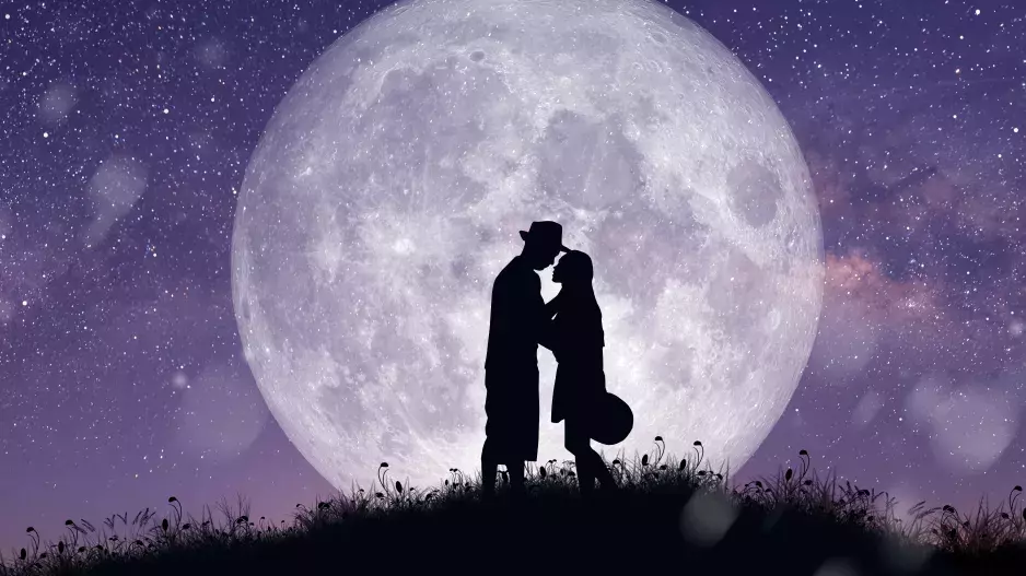 Květný úplněk rozzáří hned první májovou noc: Přináší harmonii, ale i momenty pravdy