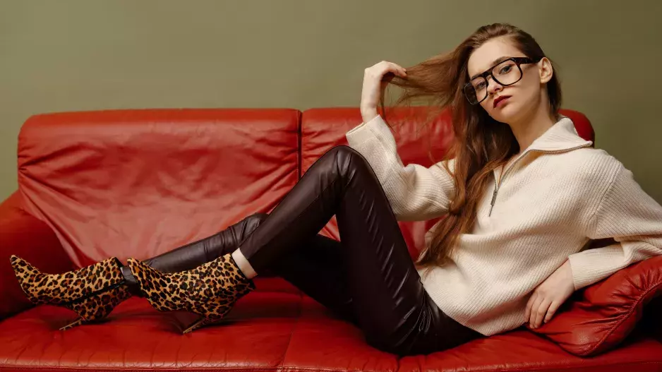 Propocené podpaží, pneumatika nad páskem, zařízlé cameltoe. Módní faux pas, která vám pokazí celkový dojem. Poradíme, jak na ně