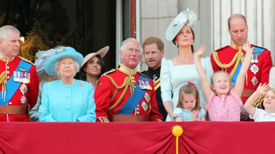 Chcete mít vzdělání jako královská rodina? Podívejte se, kolik stojí. Z těch částek se vám protočí panenky