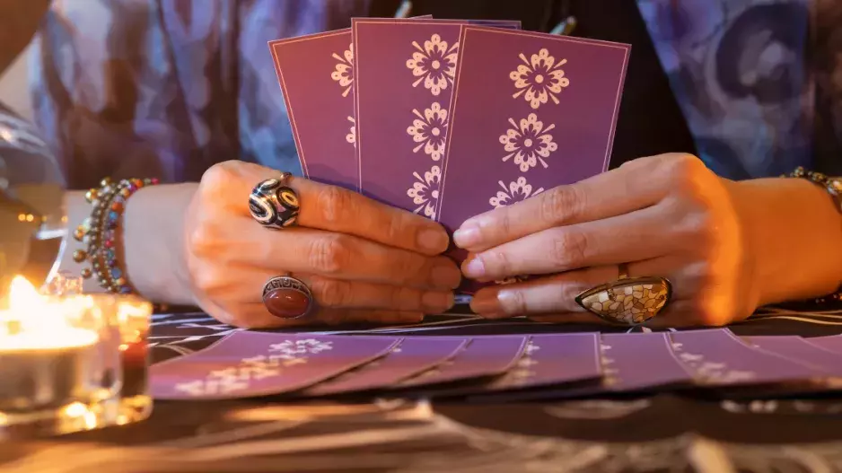 Tarotová předpověď na 1. až 3. prosince: Kartářka radí, kdy si dát pozor na zbrklost a ve který den vyzkoušet něco nového