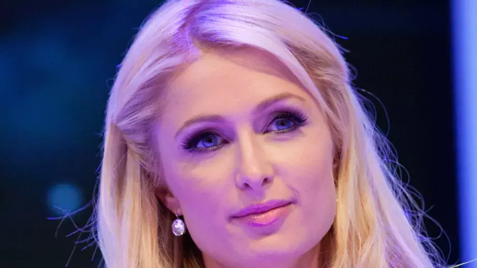 Jak budou celebrity vypadat ve stáří: Paris Hilton jako diblík, Angelina Jolie si zachová svůj šarm