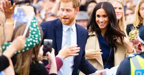 Královská rodina je zoufalá: „Nemůžeme je zastavit!“ Harry a Meghan dotlačí rodinu „k bodu zlom,“ varuje expert