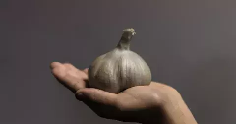 Co se stane s vaším tělem, když budete jíst česnek každý den? Čeká vás mnohem více, než jen lepší imunitní systém a hubenější tělo