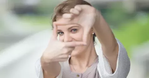 Nedostatek výživných látek má vliv na vznik očních chorob. Jak sestavit jídelníček pro oči?