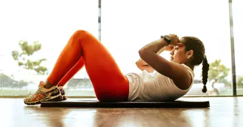 Fitness rychlovka: 5minutové cvičení v kuchyni