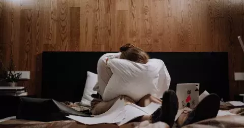 Rok 2022 nebude procházka růžovou zahradou. Váhy zažijí rok pravdy, Vodnáři budou činit životní rozhodnutí