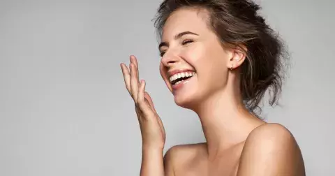 Pravidelná ústní hygiena nestačí. Bakterie v ústech mohou napadnout i srdce. Osvojte si správné návyky