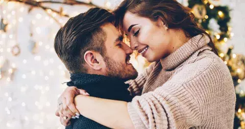 Napětí, hněv a hádky o Vánocích. Často se jim nevyhneme, ale existuje několik pravidel, jak si nezkazit svátky.