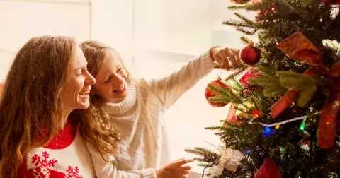 Proč si na Vánoce namazat med na obličej, jak se vás budou držet peníze a proč se vyplatí nebýt lakomí?