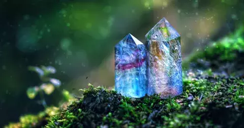 Magická síla kamenů: Jak nám mohou pomoci a co vše ovlivňují?