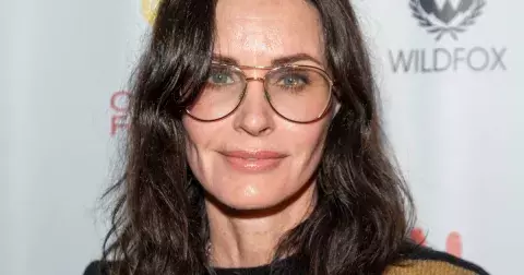 Hvězda seriálu Přátelé rozjela výzvu, která boří internet