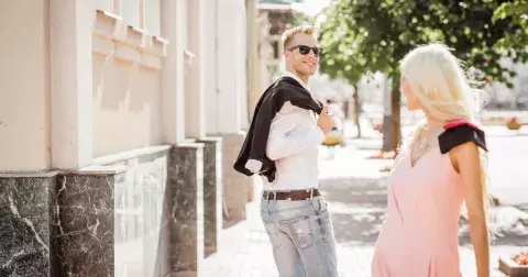 Baculky versus hubené modelky: Který typ postavy přijde mužům více atraktivní? Dle zjištění vědců na tuto otázku většina žen odpoví špatně