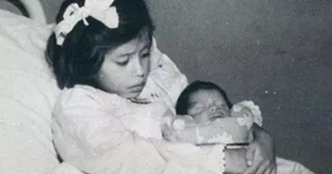 Nejmladší matka na světě: Porodila v pouhých 5 letech. Dívka se možná stala obětí zvrhlého náboženského rituálu