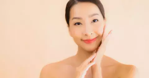 Japonské triky pro nádhernou pleť i po 30: Nestačí jen hydratace a pleťové masky