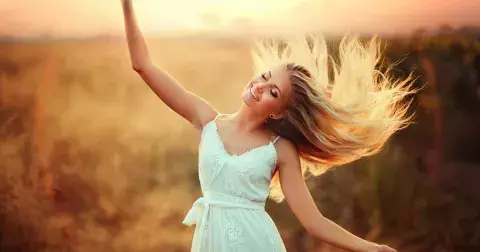 12 zákonů karmy, které vám změní život k lepšímu: Znáte všechny zásady, jejichž dodržování dělá lidi doopravdy šťastnými?