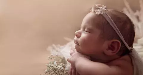 Video, kde se malý chlapec setká s novorozenou sestrou, se stalo hitem internetu. "Nic krásnějšího jsem nikdy neviděla," píše fanynka