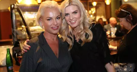 Nikol Leitgeb a Martina Pártlová opět v akci: Kamarádky ukázaly, jak (NE)pózovat u moře