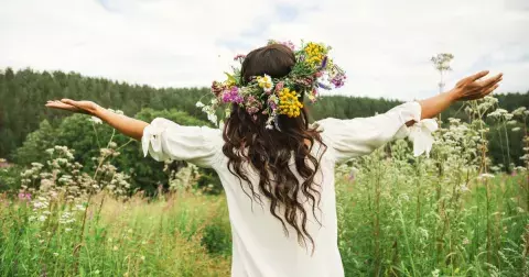 Začíná jarní rovnodennost: Dle horoskopu si Berani musí dát pozor na peníze, Lvi na sousedské vztahy