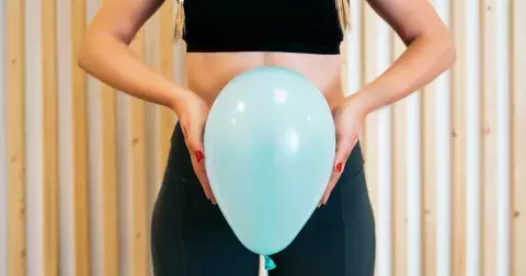 Cvičení pánevního dna zlepší váš milostný život: vyzkoušejte prkno nebo kočku