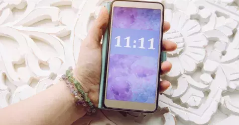 Andělská čísla: Jedničky značí nový začátek, osmičky vás nutí, abyste projevili vděčnost