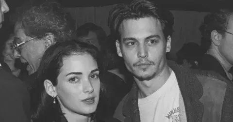 Lásky z archivu: Johnny Depp a Winona Ryder kdysi byli zasnoubení, neustáli však mediální tlak. Herečku to málem stálo život