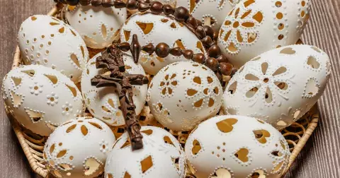 Zákaz mračení, vymetání komínů i jednodenní vegetariánství: Jak slavili Velikonoce naši předci?