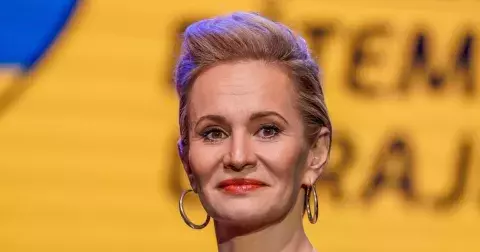 Monika Absolonová se dojala k slzám! Se show Tvoje tvář má známý hlas se rozloučí velkolepě. Na finále dorazili i synové