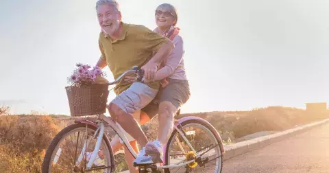 Jak být šťastný po padesátce? Dejte na jednoduché rady lidí, kteří i v pokročilejším věku žijí zajímavý a bohatý život