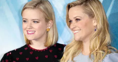 Jako vejce vejci: Reese Whitherspoon, Angelina Jolie a další slavné matky své dcery nezapřou. Kdo porodil svou podobiznu?