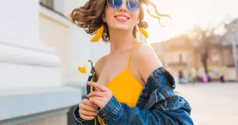 Psychologie barev: Využijte jich ve svůj prospěch. Červená poutá pozornost mužů, do posilovny volte oranžovou