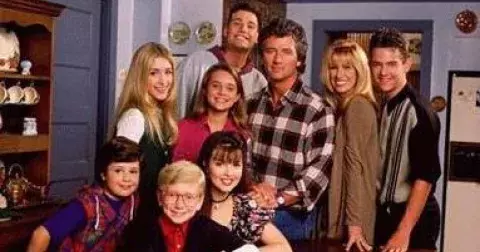 Seriál Krok za krokem: Jak dnes vypadají herci z rodiny Lambertových a Fosterových?