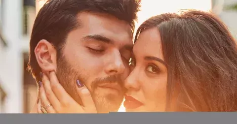 Fyzický vzhled nehraje při flirtování zásadní roli: Zkuste těchto pár triků při svádění a okouzlíte každého muže