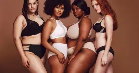 Móda: Ženy s plnými křivkami, nezahalujte se! Spodní prádlo, které z vás udělá bohyni