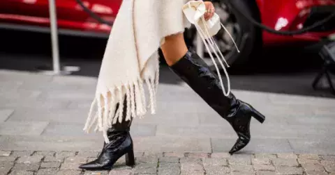 Hitem letošního listopadu jsou vysoké kozačky, kardigany a kabáty: Buďte za hvězdu a pořiďte si módní kousky za pár korun