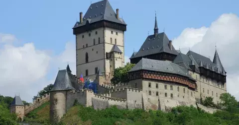 KVÍZ: Otestuje se, jak dobře znáte české hrady a zámky, kde se natáčely známé pohádky