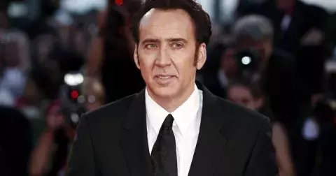 Neuvěřitelná změna: Nejnovější fotografie charismatického Nicolase Cage fanynky oplakaly. Vypadá jako stařík s pleší