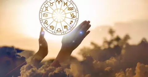 Horoskop: Listopad přináší štěstí pouze čtyřem znamení zvěrokruhu. Citliví Raci i tvrdohlaví Býci vítězí