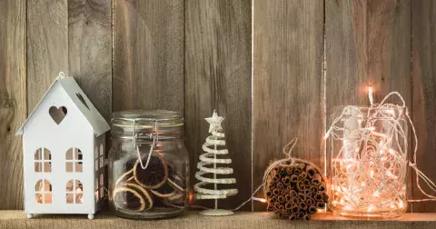 Dokonalé vánoční atmosféry dosáhnete spojením všech pěti smyslů: Inspirujte se jednoduchou výzdobou, která zabere pár minut