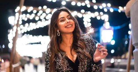 Dokonalé štědrovečerní outfity: Vypadejte štíhlejší a výrazně mladší během chvilky