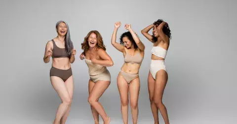 Oblečení dle tvaru postavy: Hrušky se vyhýbají bokovkám, široká ramena zjemní výstřih do V