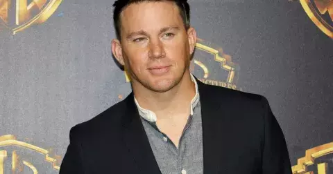 Čím se živili Hollywoodští herci, než se stali slavnými: Uhodnete, kdo býval striptérem, masérkou nebo vizážistkou zesnulých?