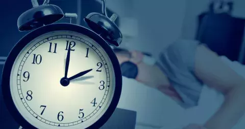 Jak změna času negativně ovlivňuje naše zdraví? Na starší lidi má vliv dvojnásobný