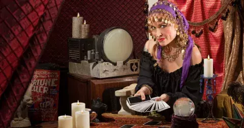 Rozbor osobnosti podle tarotu: Vyberte si jednu ze šesti karet a odhalte své skryté povahové rysy