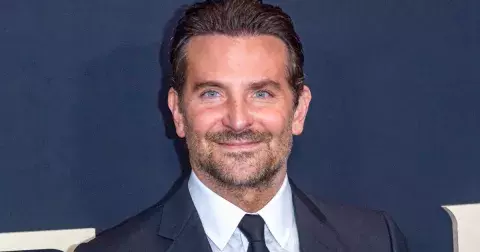 V ložnici měl Bridget Jones i topmodelku Irinu Shayk. Fešák Bradley Cooper prodává svůj dům a vy se do něj můžete podívat