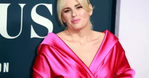 Baculka Rebel Wilson zhubla přes 30 kilo: Jako k hubené se k ní chovají jinak než dřív, stěžuje si