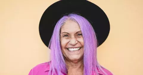 Ženy nad 50: Účesy, se kterými byste se měla definitivně rozloučit