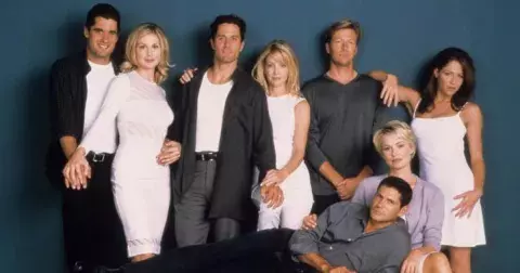 Seriál Melrose Place: Jak dnes vypadají a co dělají herci po více než 20 letech? Zatčení za domácí násilí nebo zavislost na alkoholu