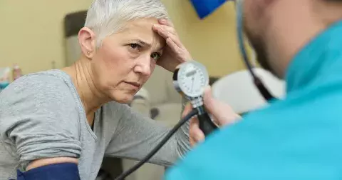5 alarmujících znaků vysokého krevního tlaku, které rozhodně neignorujte