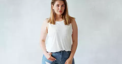 Největší chyby, které dělají plnoštíhlé ženy při oblékání: Špičaté boty raději zahoďte