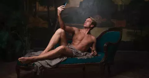 7 známek toho, že máte co dočinění s narcisem